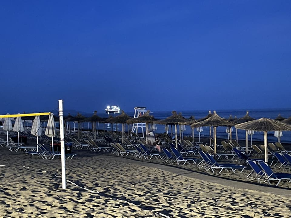 Strand Sandy Beach Resort