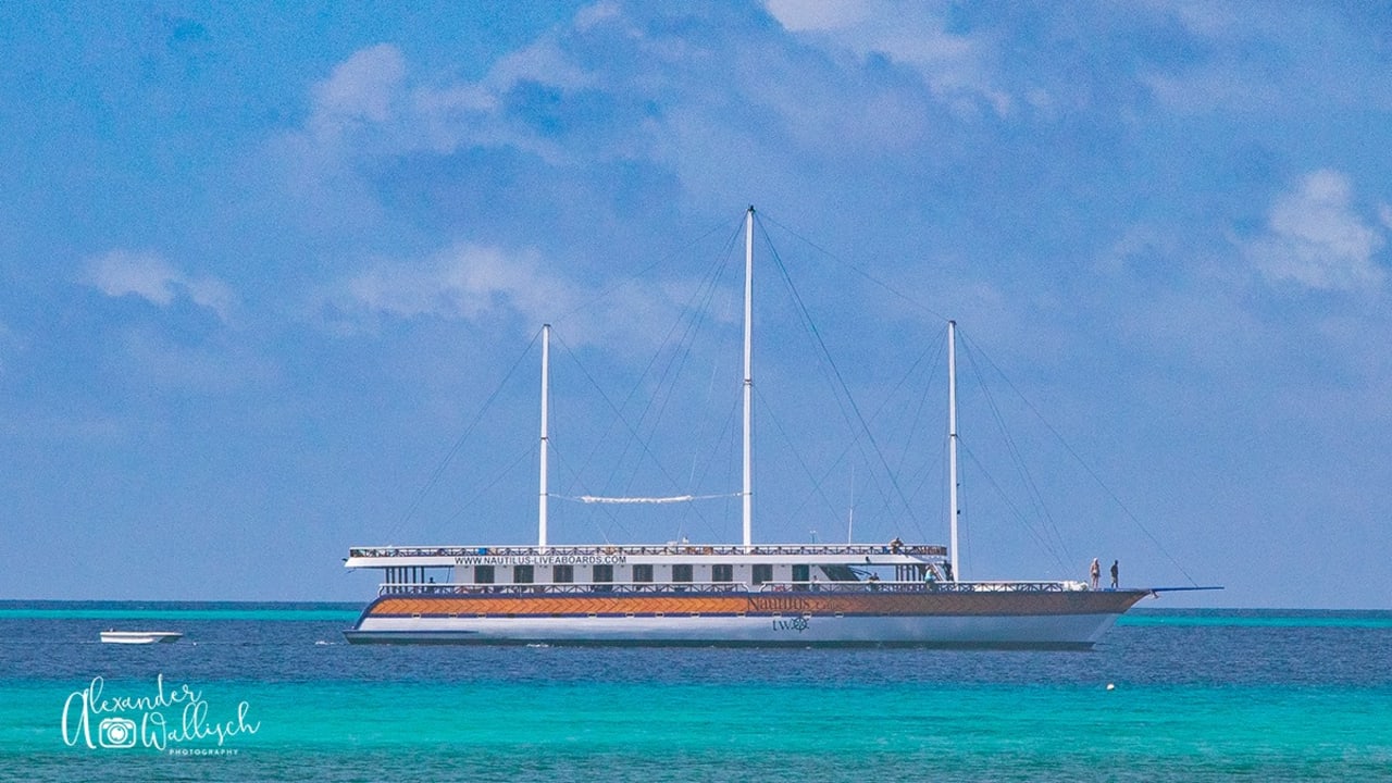Strand Kuredu Island Resort & Spa