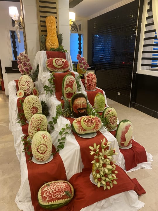 Gastro Serenis Hotel