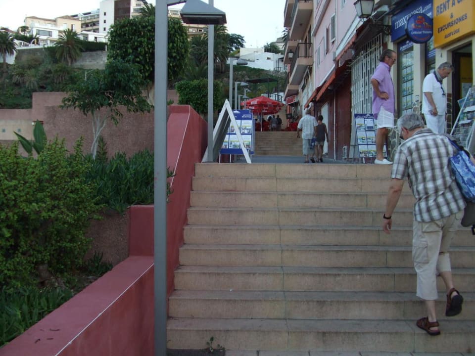 Die 130 Stufen zum Hotel Apartamentos Casablanca