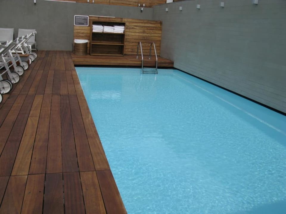 Erfrischung im 9. Stock Fresh Hotel