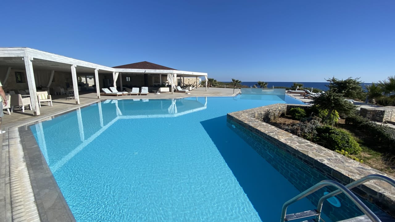 Pool Kakkos Beach Hotel