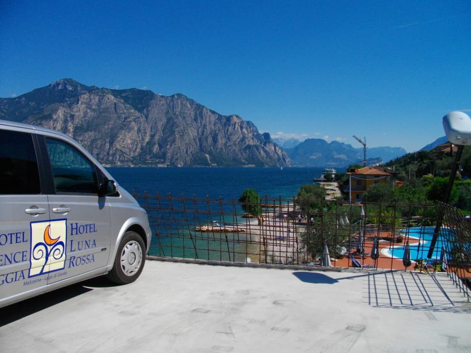 Sicheres Parken sieht anders aus... Ambienthotel PrimaLuna