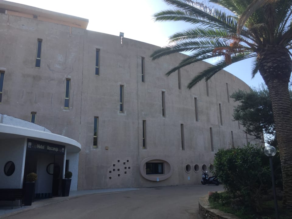 Außenansicht Club Esse Roccaruja