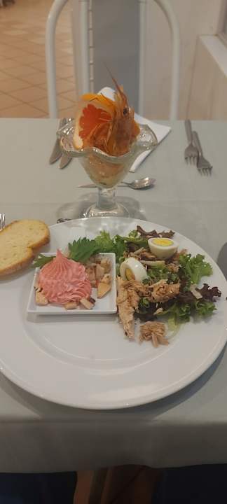 Gastro Anissa Beach & Village