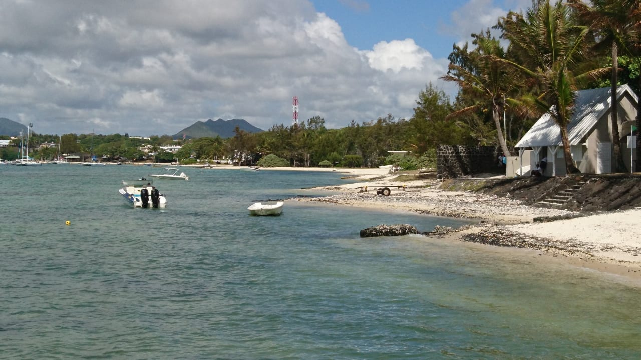 Strand Tropical Attitude - Adults only