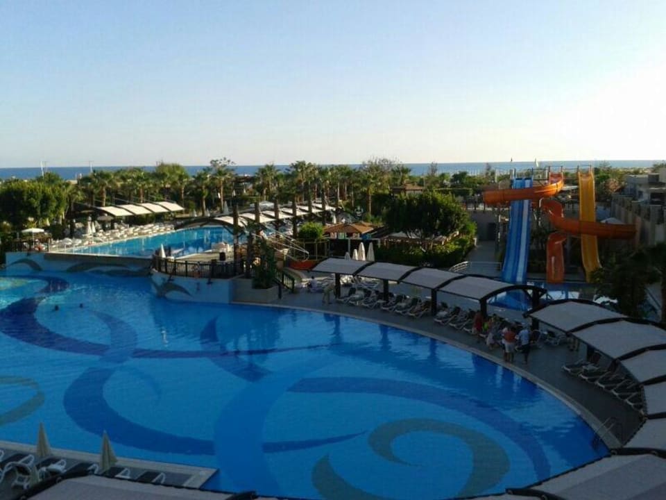 Riesige Poollandschaft Aydinbey Kings Palace & Spa