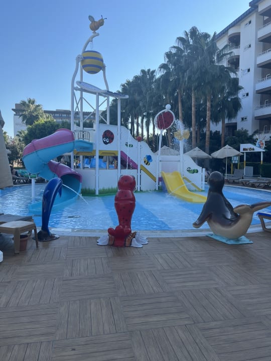 Pool Hotel Royal Garden Beach