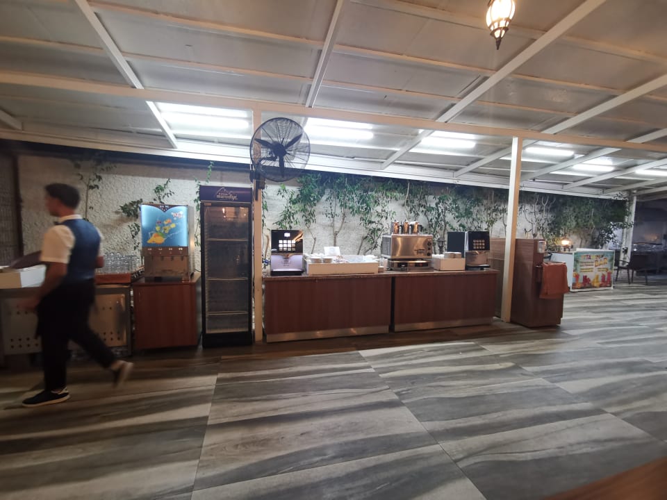 Gastro Side Aquamarin Resort & Spa