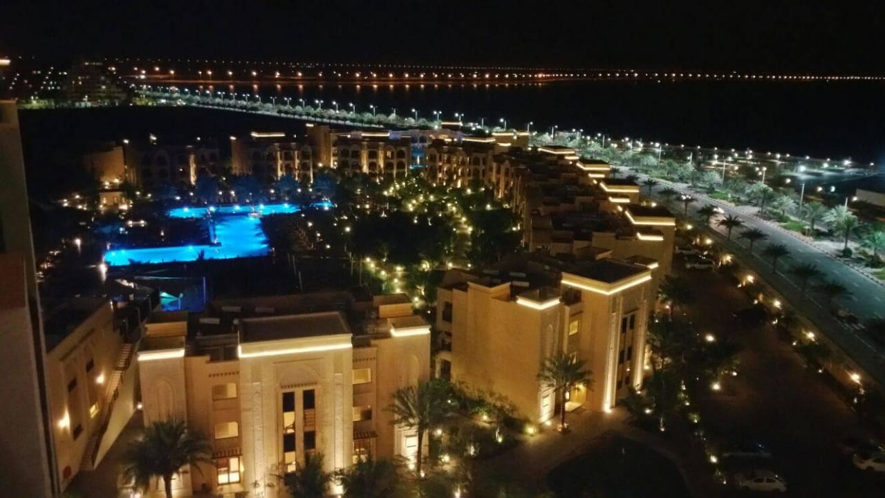 Blick über die Anlage DoubleTree by Hilton Resort & Spa Marjan Island