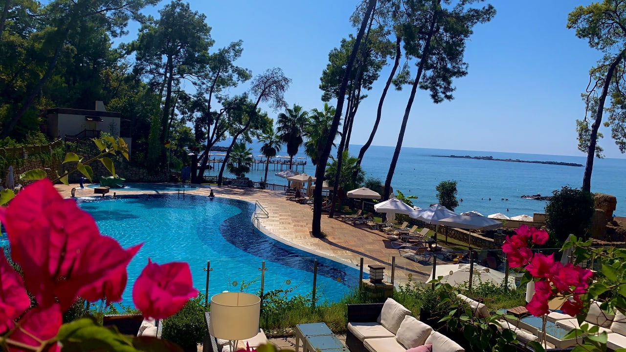 Pool Wome Deluxe Hotel