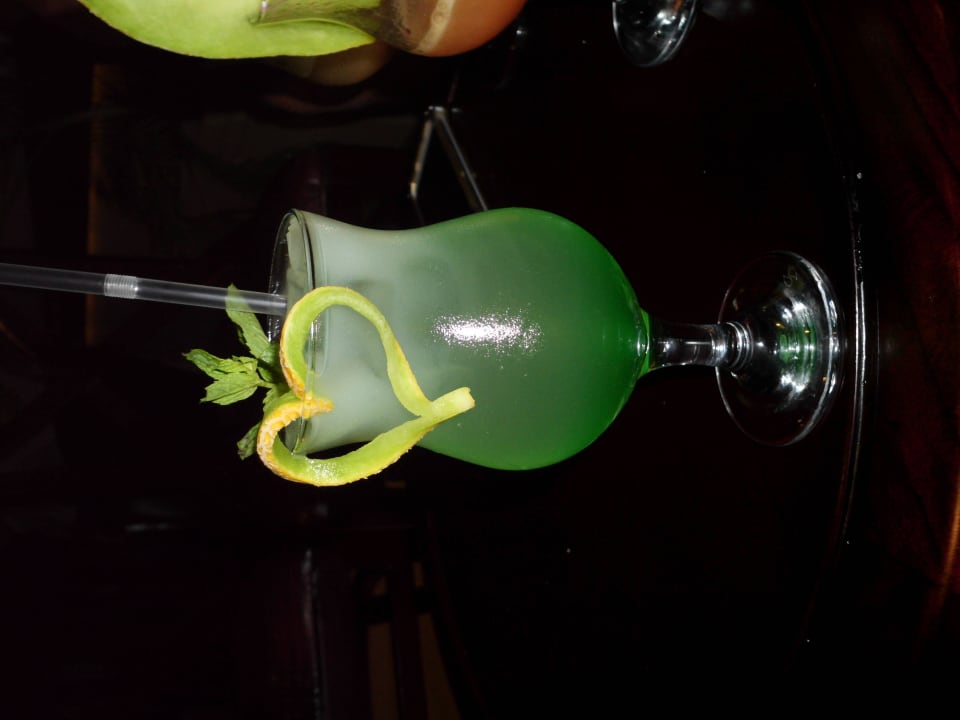 Leckerer Cocktail- Lobbybar Tropitel Sahl Hasheesh