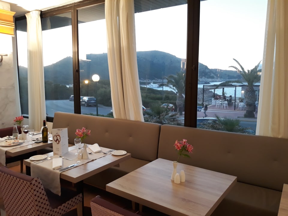 Gastro Hotel & Spa S'Entrador Playa