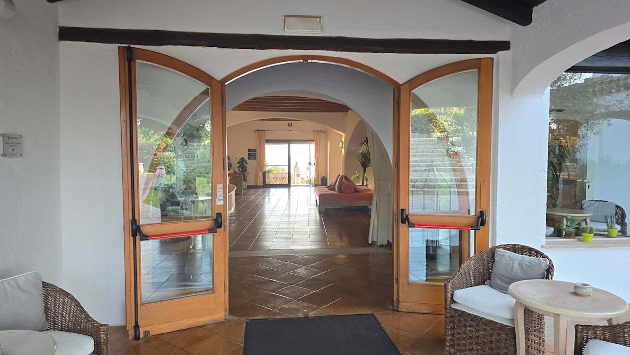 Lobby Colonna Grand Hotel Capo Testa