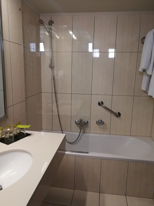 Zimmer Blue Lagoon Resort