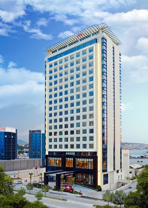 Exterior Hotel Crowne Plaza Bursa Convention Center & Thermal Spa