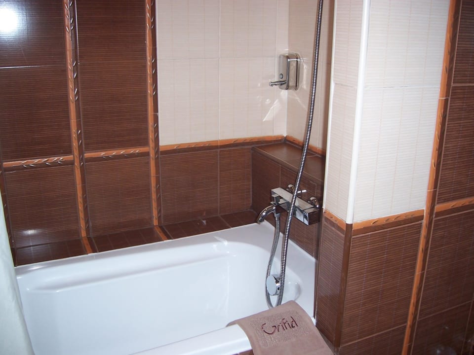 Bad GRIFID Aqua Club Bolero