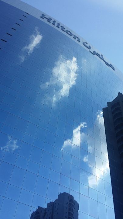 Budynek hotelu Corniche Hotel Sharjah