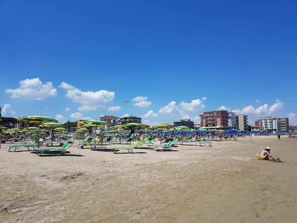 Strand Park Hotel Serena