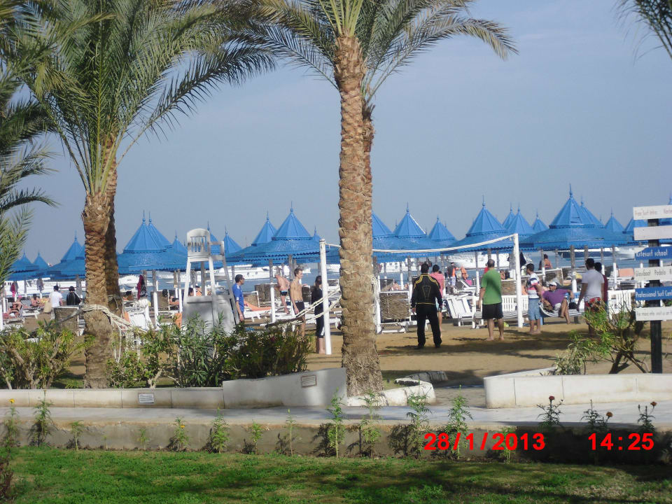 Blick zum Strand The Grand Hotel Hurghada