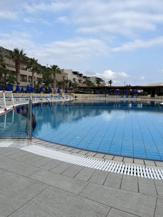 Pool Grand Hotel Holiday Resort