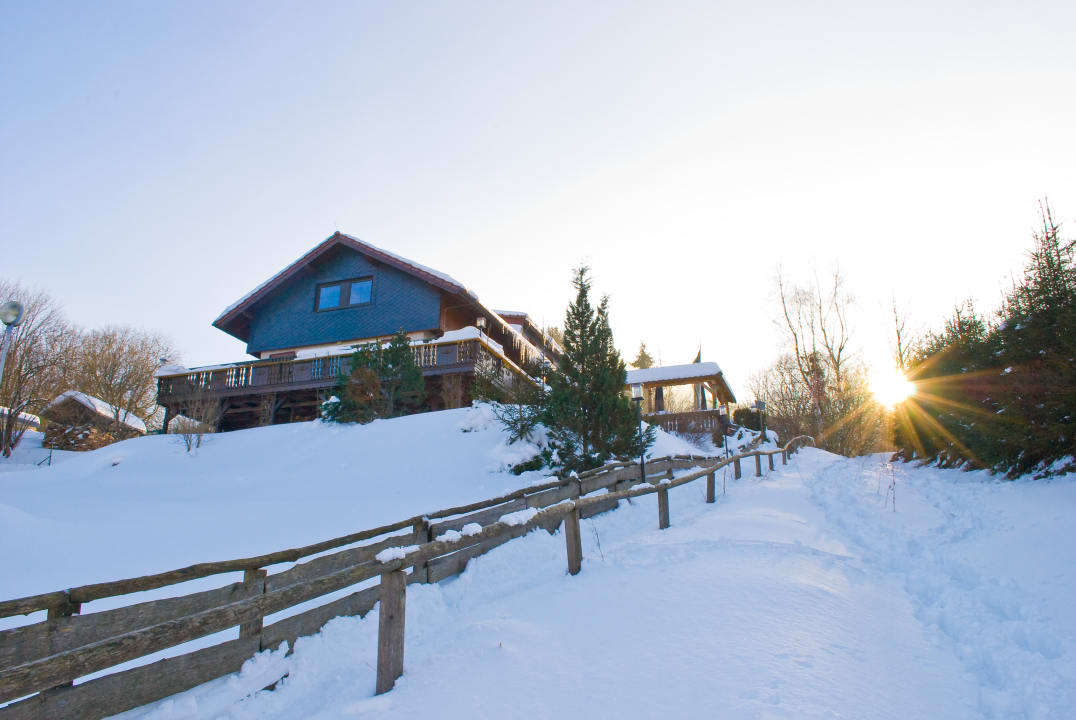 Außenansicht Waldgasthof Ski- & Wanderhütte