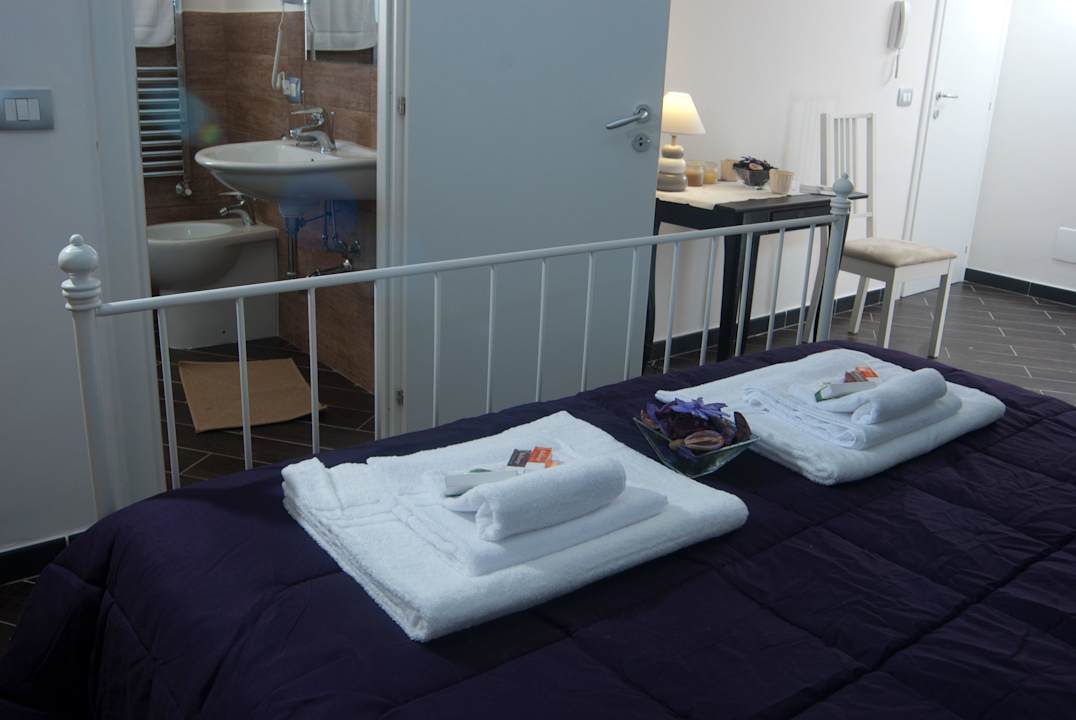 Camera matrimoniale Sciascia Casa Vacanza San Giovanni