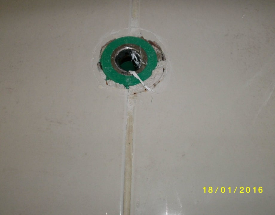 Die Dusche nach 1 Stunde!!! Hotel Islazul Pasacaballo