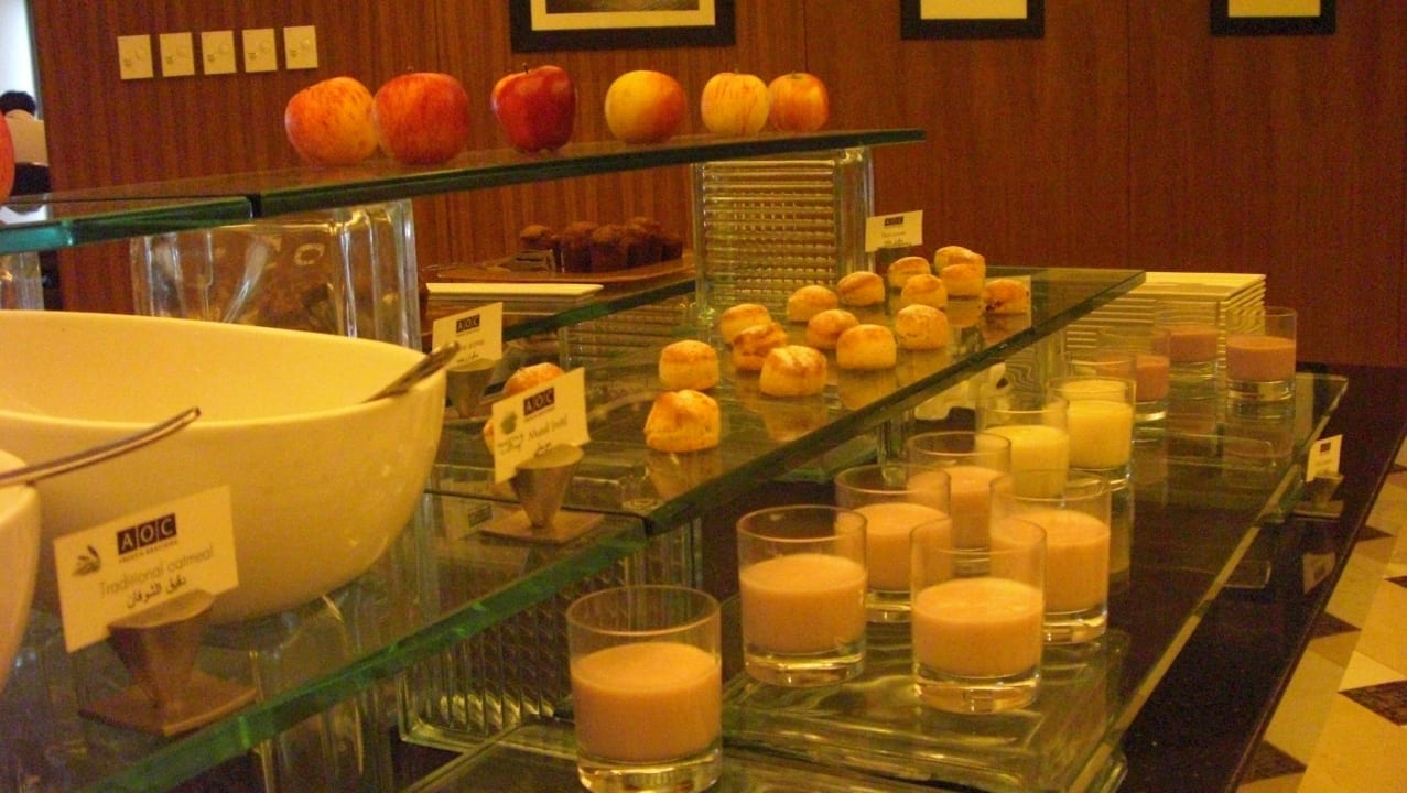 Morgens Joghurtbüffet Sofitel Dubai Jumeirah Beach