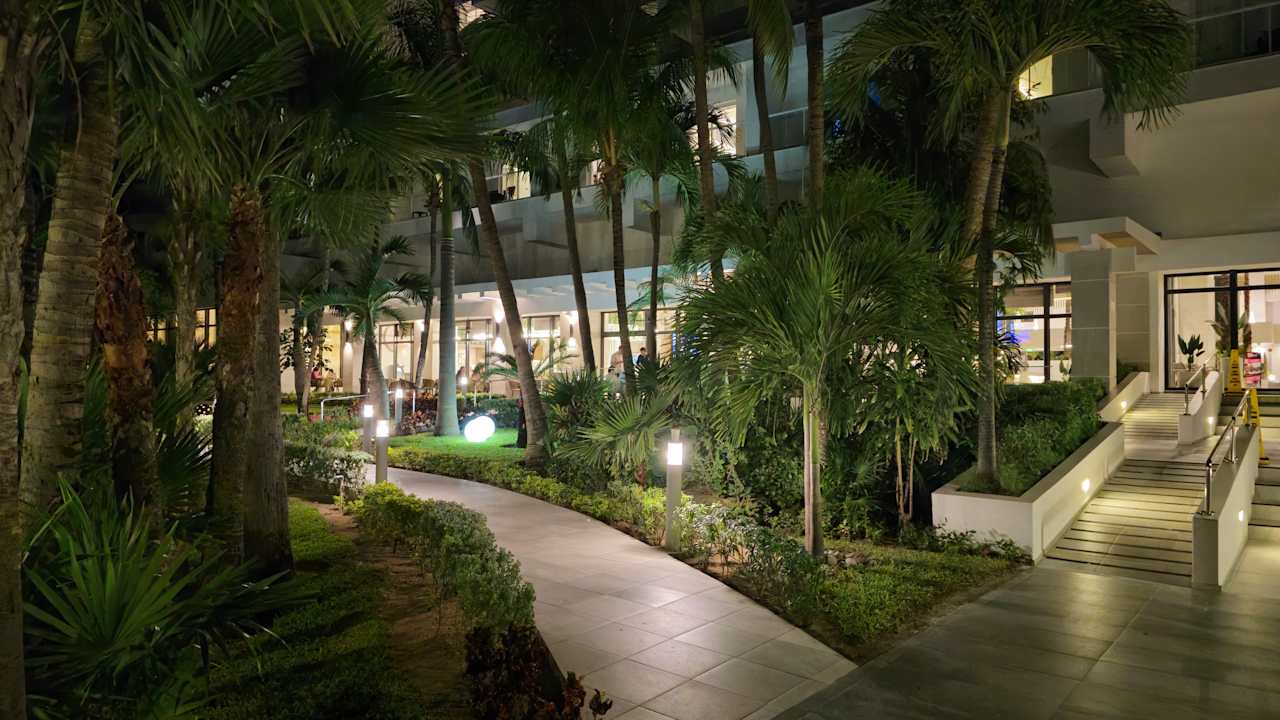 Gartenanlage Hotel Riu Caribe