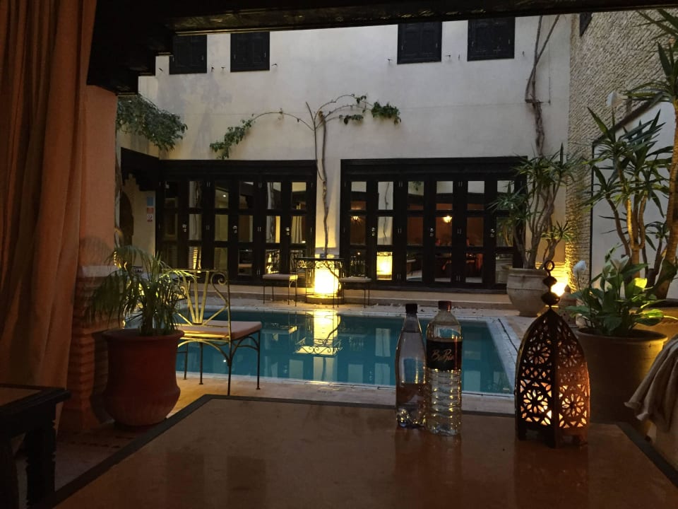 Schöne Beleuchtung im Innenhof Guesthouse Riad Dar Haven