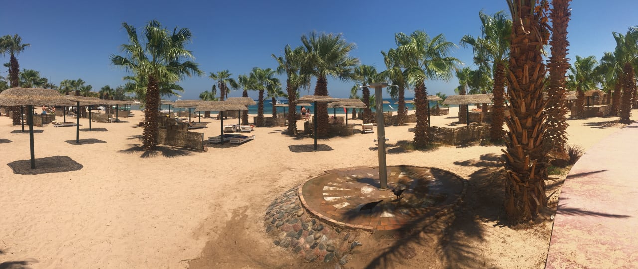 Gartenanlage Lotus Bay Beach Resort