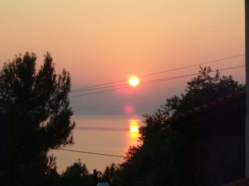 Sonnenuntergang Hotel Villa Natassa