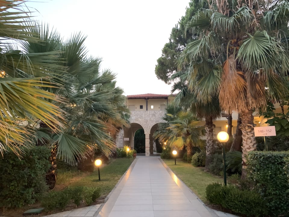 Gartenanlage Hotel Portes Beach