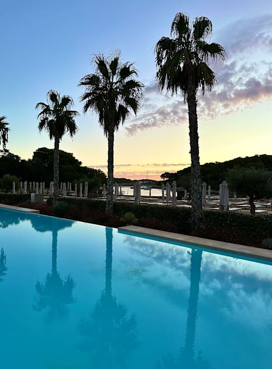 Pool Ikos Porto Petro