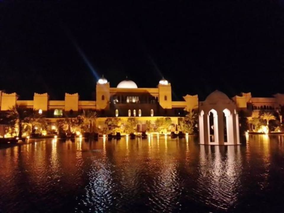 Park am Abend / Pool Sahara Palace Marrakech