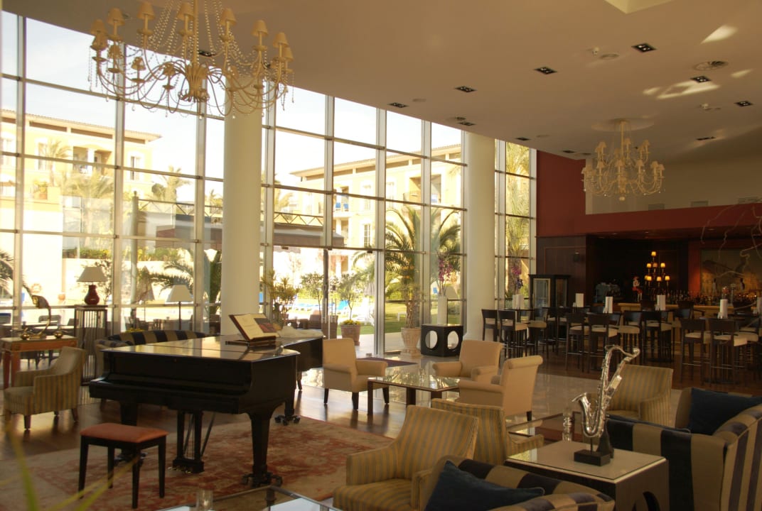 Lobby mit Bar Grupotel Playa de Palma Suites & Spa