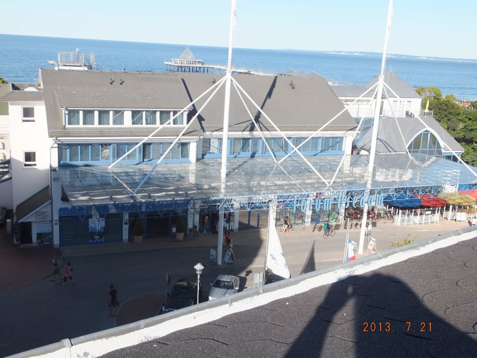 Blick von Terrasse zu Maritim-Hotel Ferienwohnung Seeschloß Heringsdorf, Appartement 6