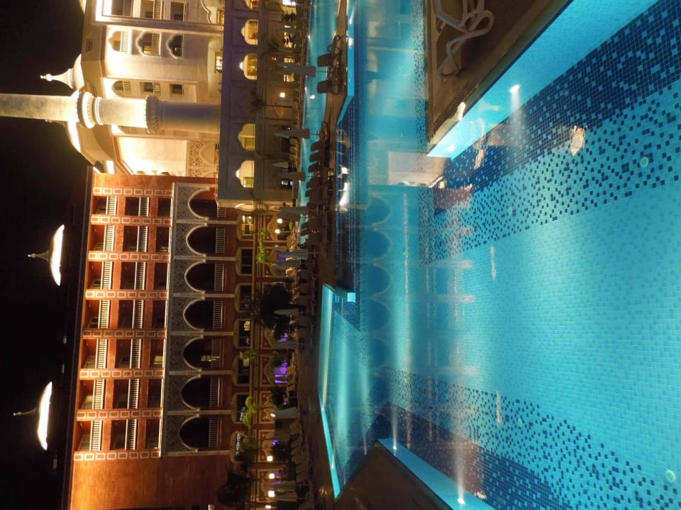 Tal Mahal Royal Taj Mahal Hotel