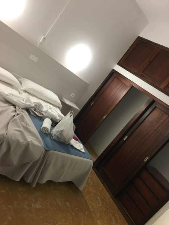 Zimmer Hotel Borras / Marina