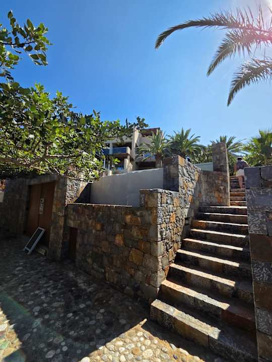 Gartenanlage Paralos Irini Mare