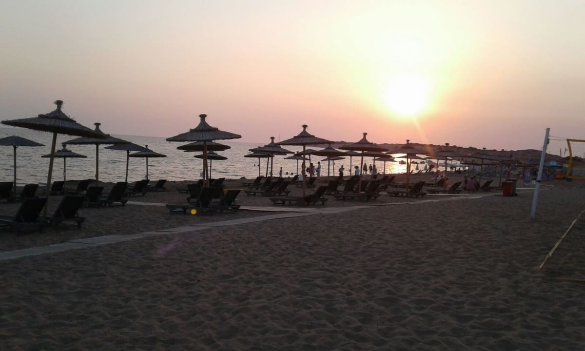 Strand Sandy Beach Resort