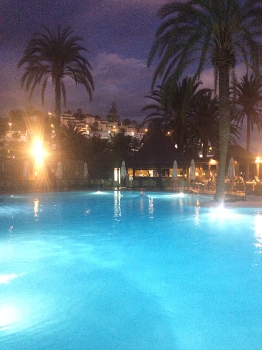 Pool Corallium Beach by Lopesan Hotels - Adults only