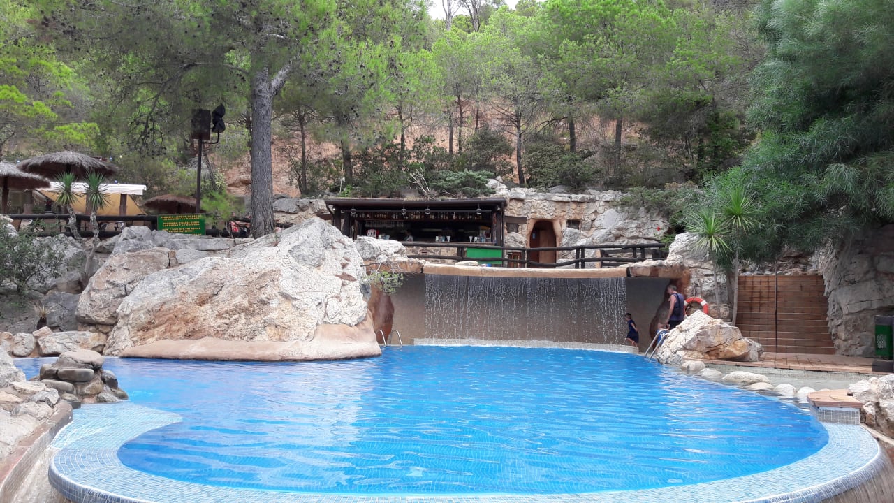 Pool Camping Castell Montgri