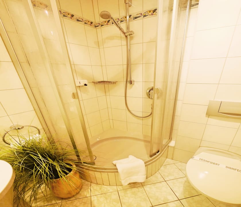 Zimmer Hotel Engel Kohler