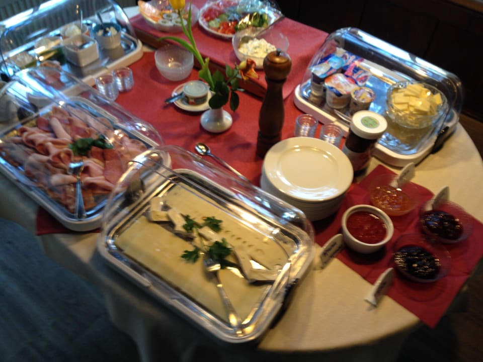 Frühstücksbuffet Hotel Tutzinger Hof
