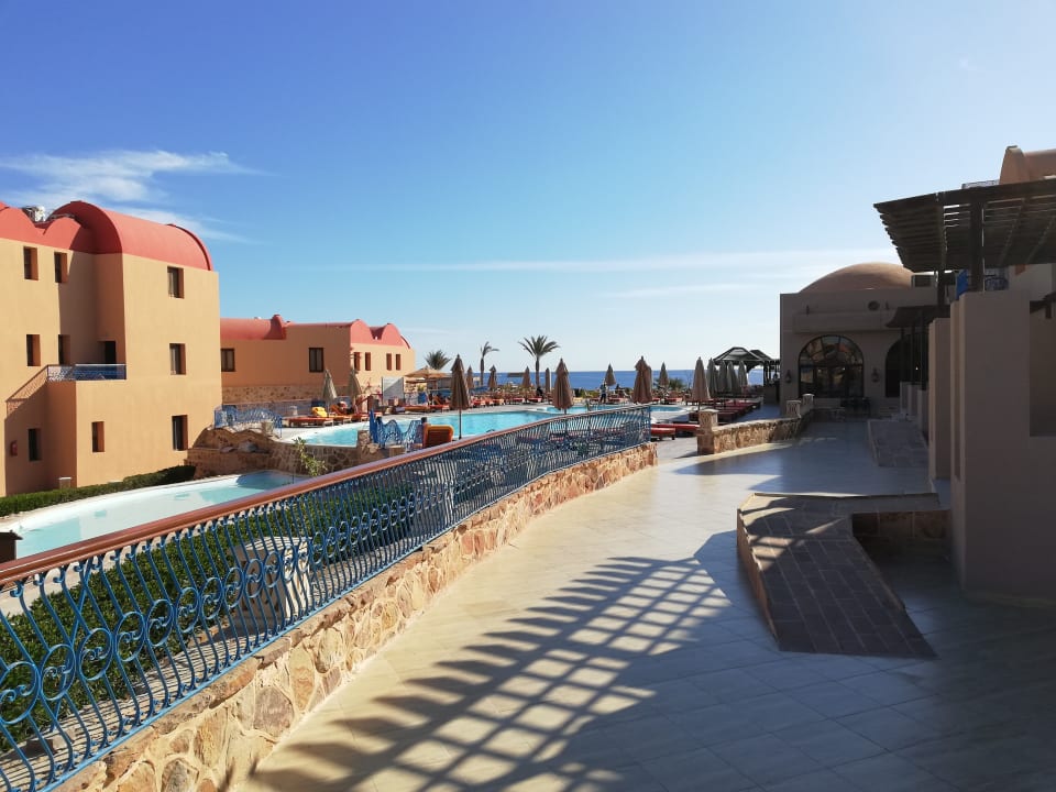 Außenansicht Rohanou Beach Resort