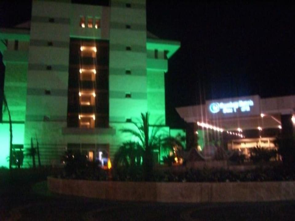 Eingang rechts Sunis Kumköy Beach Resort Hotel & Spa