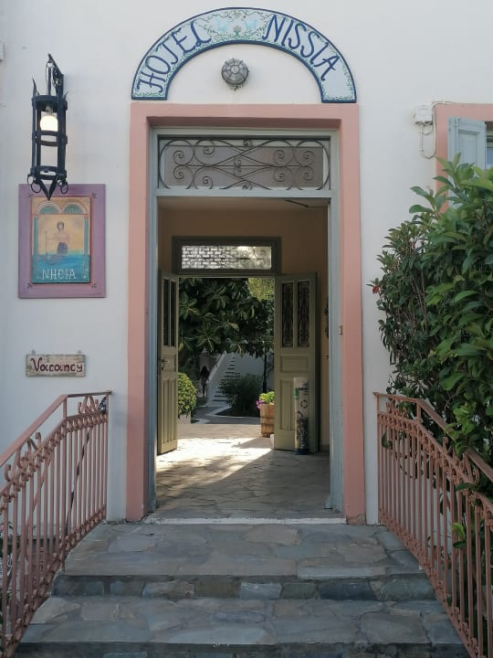 Außenansicht Hotel Nissia Kamares