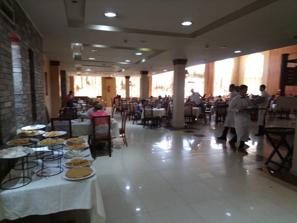 Gastro Regency Plaza Aqua Park & Spa